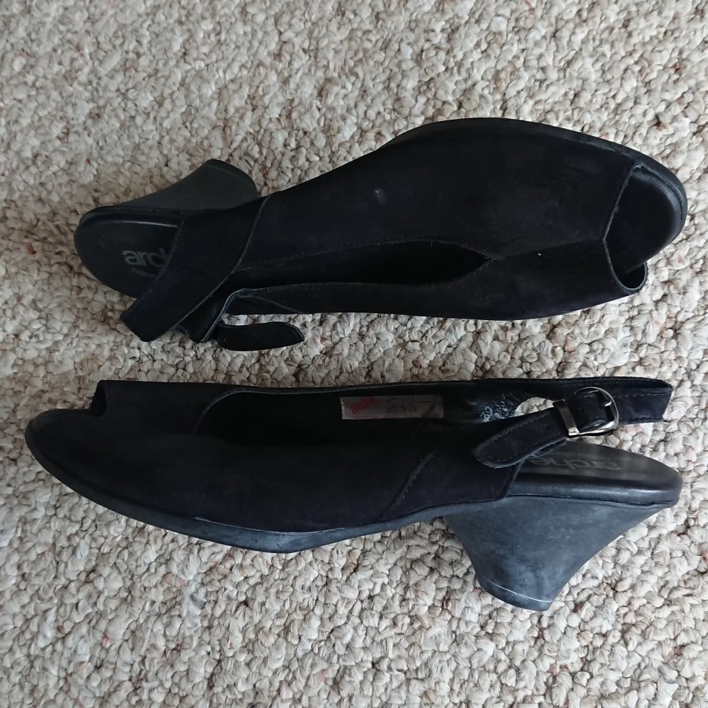 Arche Black Leather Slingback Sandals size 8